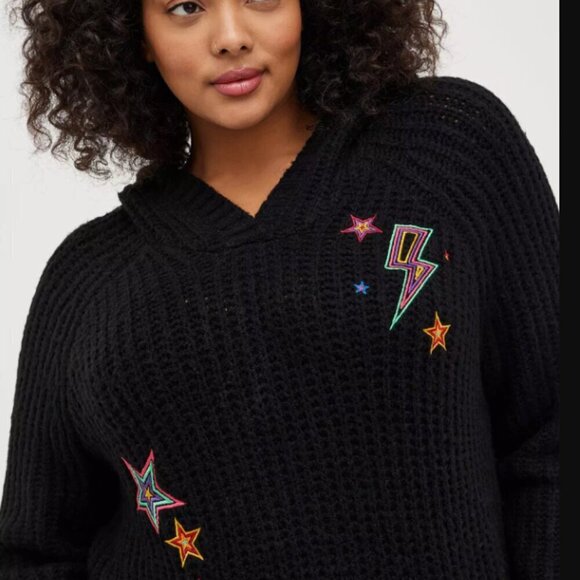 Torrid Raglan Hoodie Sweater - Embroidered Star Black NWT NEW 3x pocket - Picture 5 of 15
